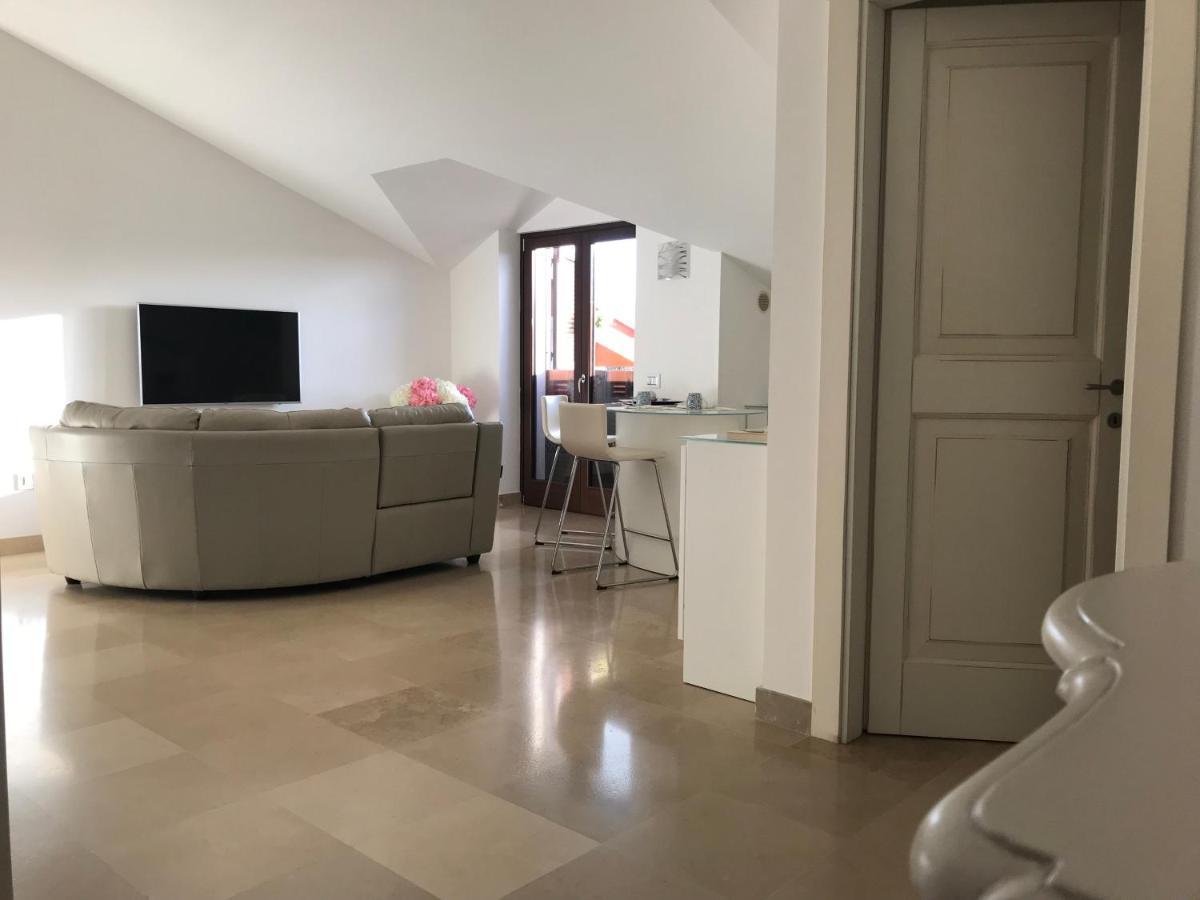 Maria Ancona Suite Martina Franca Esterno foto